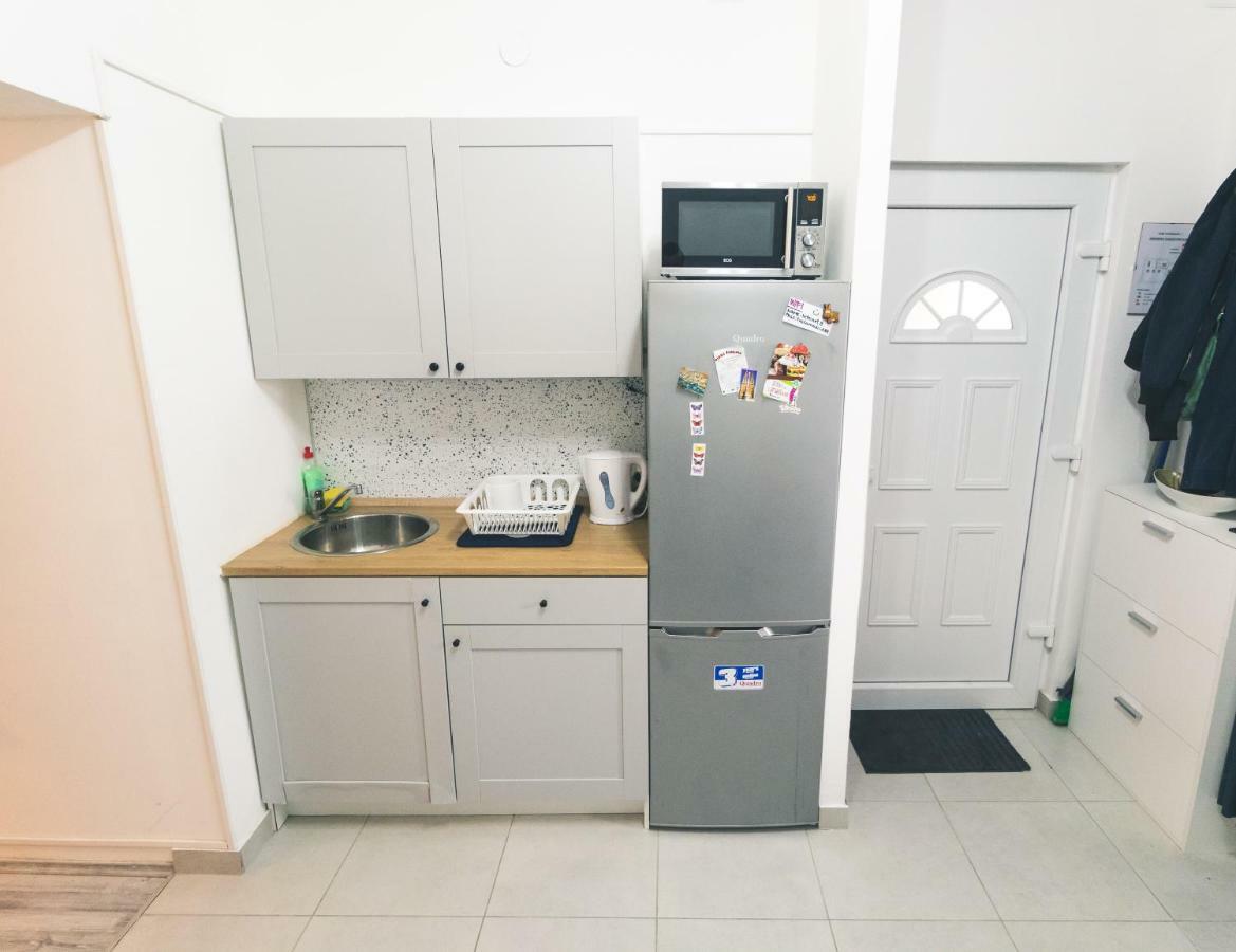 Newly Adapted Studio 88 With Free Parking Zagreb Exterior foto
